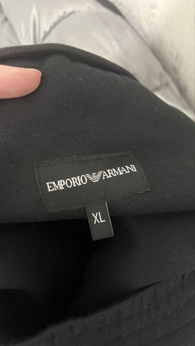 Продам трико армани