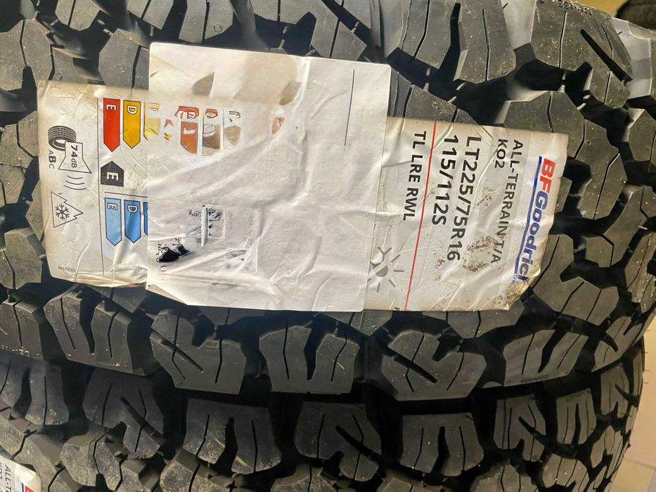 Гуми BFGoodrich All-Terrain T/A KO2 225/75/16