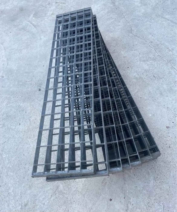 Trepte zincate 88x20