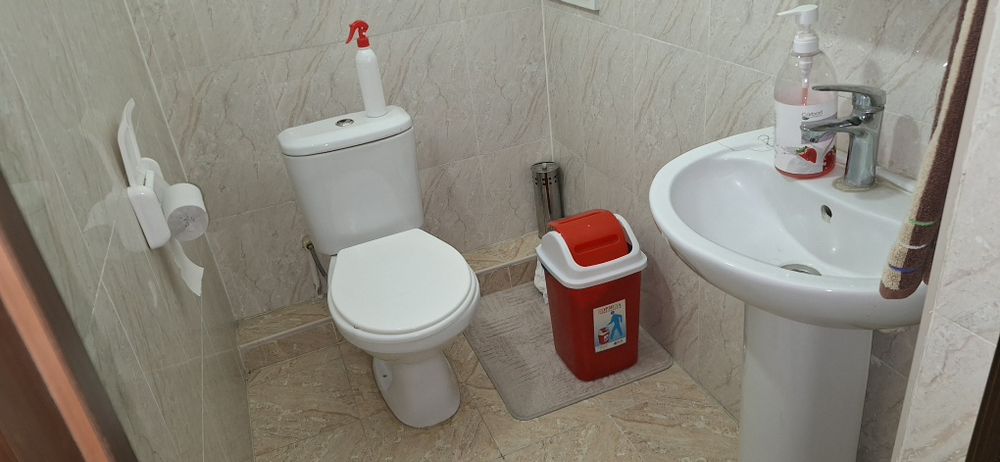 vanna rakvina unitaz smestitel