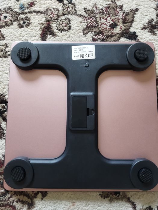 Продаются электронные весы