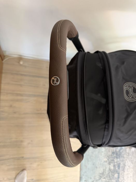 Cybex coya количка