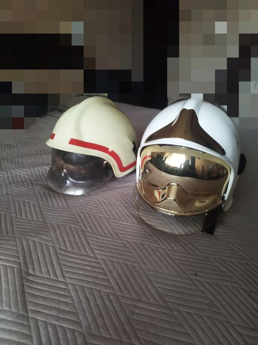 Пожарникарска каска