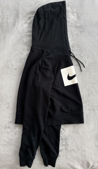 Nike Sportswear Swoosh дамски суитшърт S