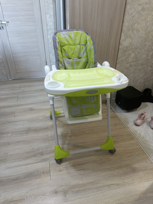 Детское кресло для кормления