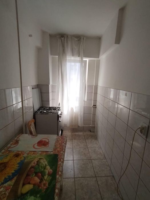 Inchiriez Garsoniera Zona ACR