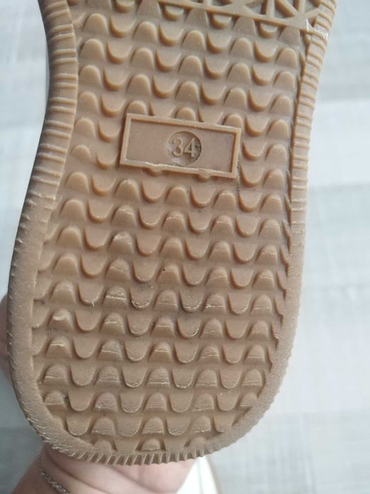 Adidasi fetite nr 34