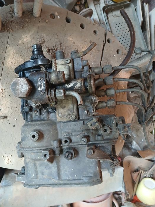 Stopuri mercedes w123 si pompa bosch pt piese