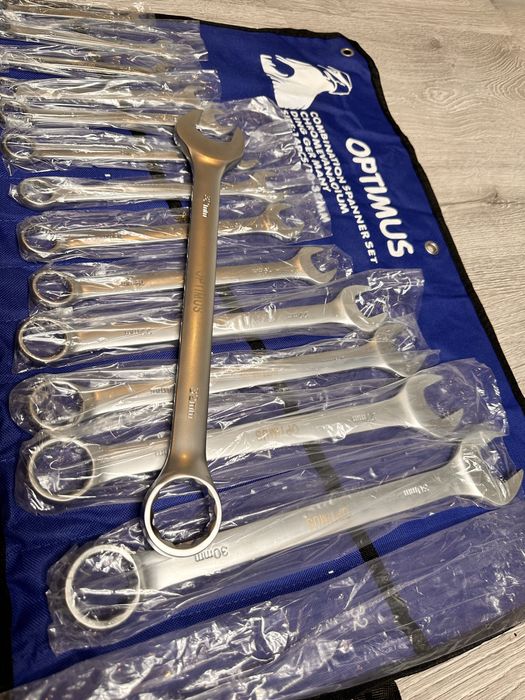 Set Chei Profesionale Combinate 14 PIESE 10-32 MM cu Suport Husa