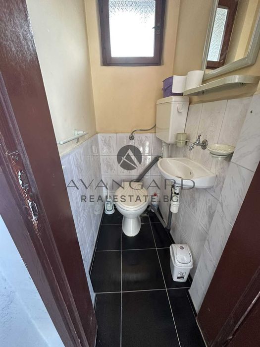 Продава се Къща в Пловдив, Център - 64 кв.м за 1208 €/кв.м - Снимка #8