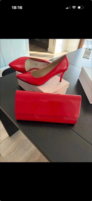 Pantofi si plic set de culoare rosie