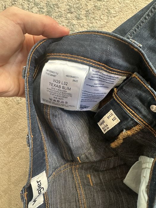 джинсы wrangler.