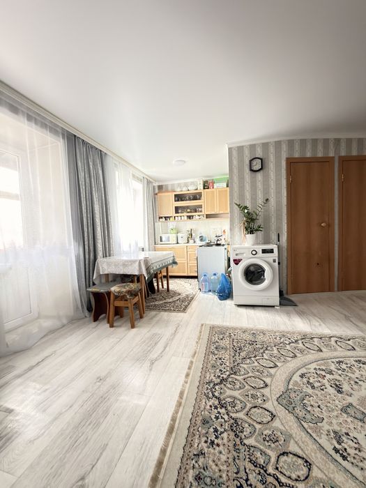 Продам 3 комнатную квартиру
