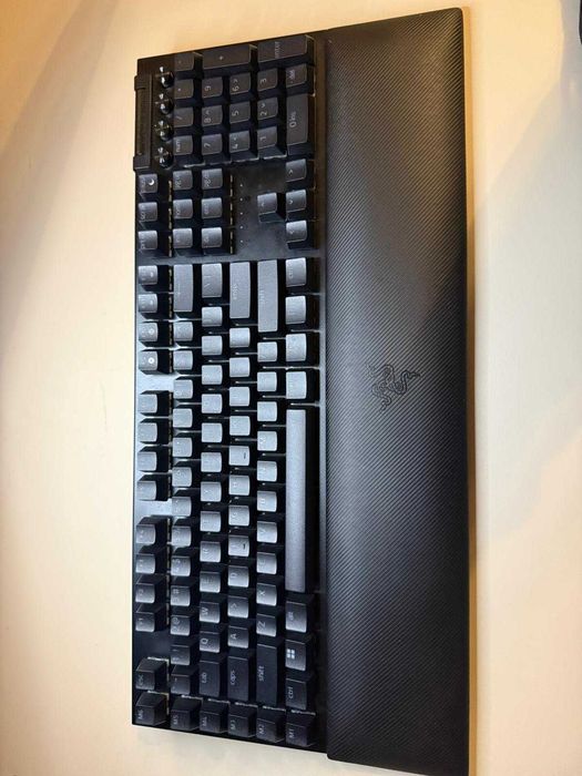 BlackWidow V4 (Green Switch)