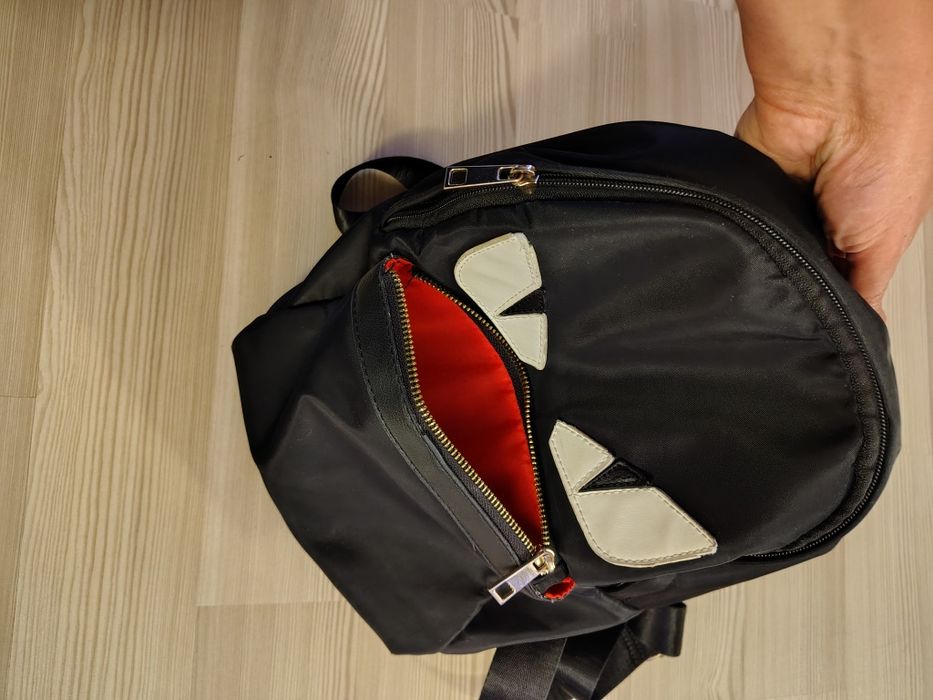 Rucsacel negru unisex