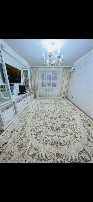 Ковер почти новый