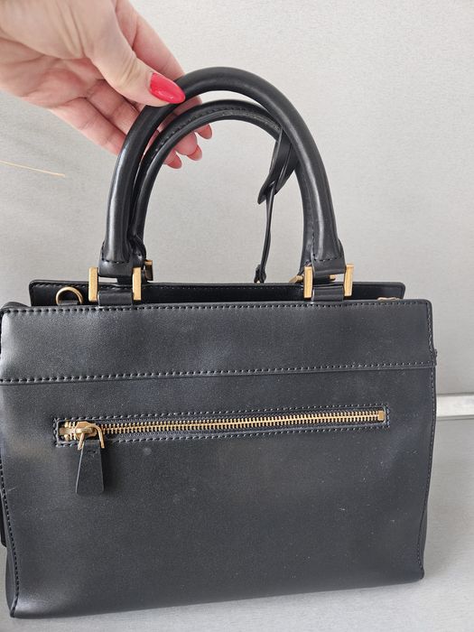 Дамска чанта Guess