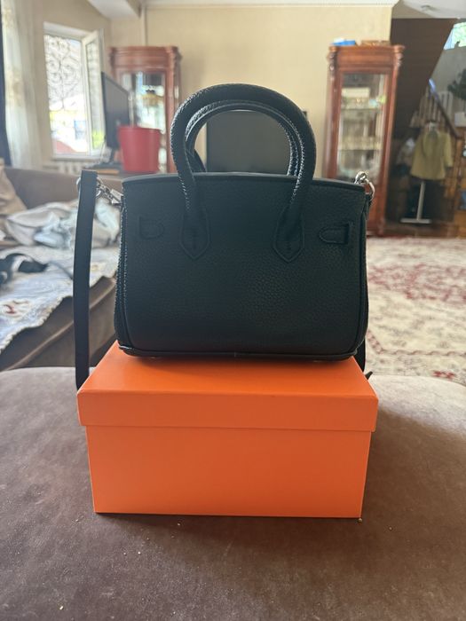 Сумочка hermes 20см оригинал новый