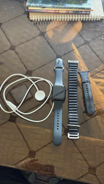 Apple watch 8 45 mm  акб 95 %