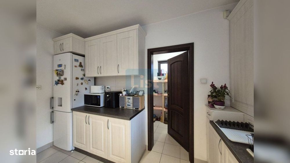 Casa la cheie cu garaj, Someseni