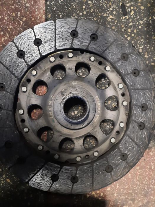 kit ambreiaj volanta placa disc bmw seria 3 e90 e91 2.0d n47 seria 1 e