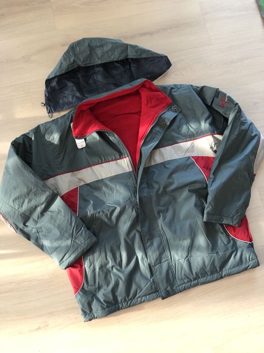 Vand geaca barbati(L) călduroasă .