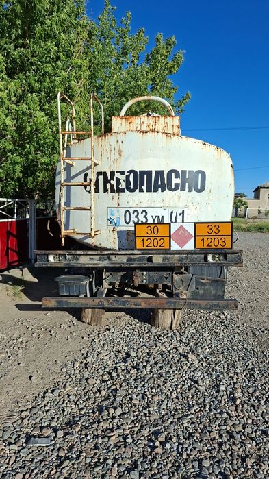 Камаз топливозаправшик