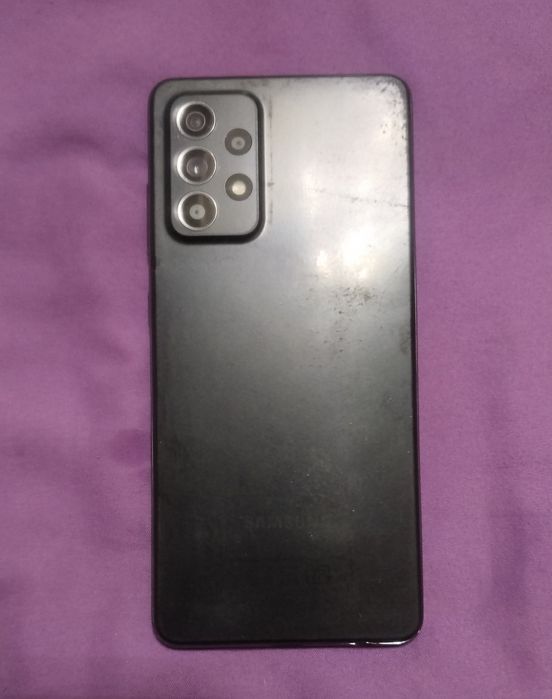 Samsung Galaxy A52 телефон