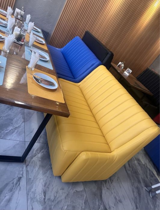 Кожаный диван. Удобный, стильный.