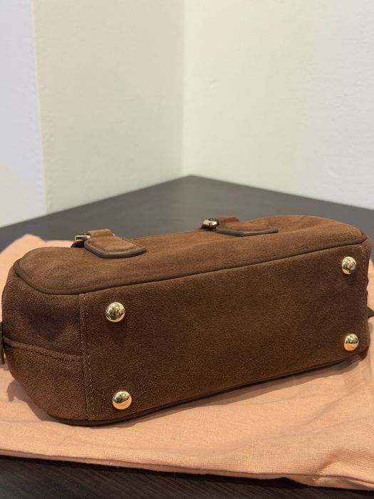 Geanta Miu Miu piele intoarsa