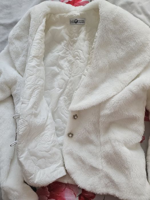 Geaca alba- Claudiu Ungureanu