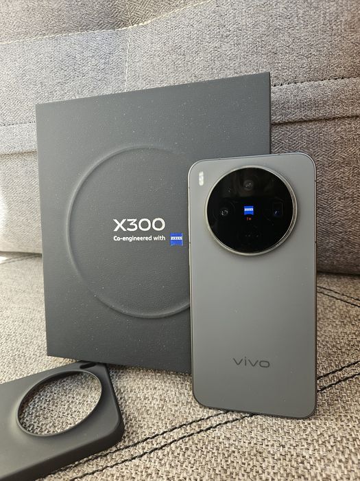 Vivo x300 16/512Gb Black Global KZ