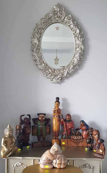 Statuete vechi budiste și tribale din lemn exotic