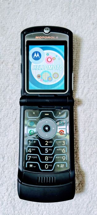 V3 negru by Motorola