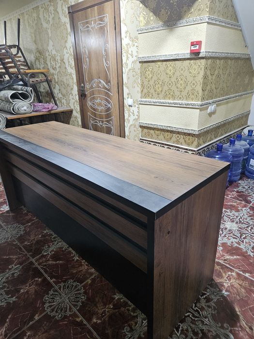 Продаются столы для офиса