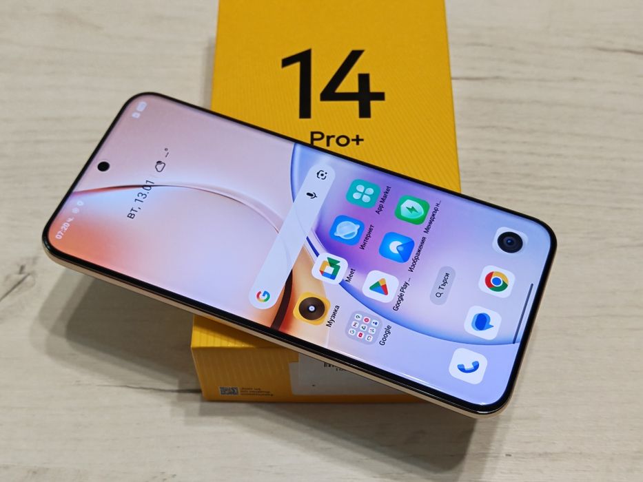 Като нов Realme 14 Pro Plus 512 GB Гаранция А1