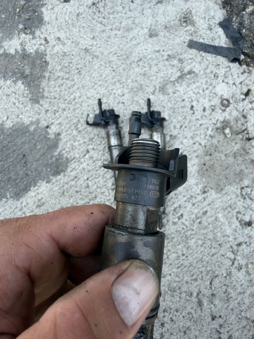 Дюзи бмв м57 335/535 3сд 286 077 (diuzi bmw m57 335/535 3sd 286 077)