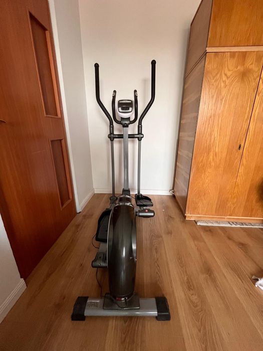 Bicicleta eliptica TOORX ERX-90 in stare ca noua functionala