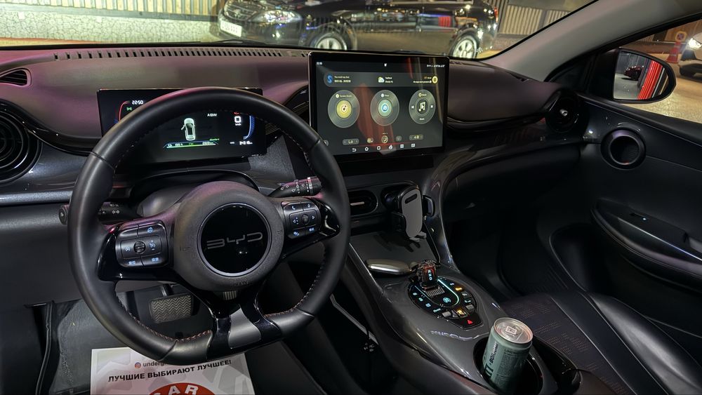 BYD E2 electromobil электромибиль седан