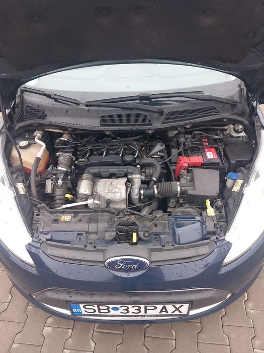 Vând Ford Fiesta 1.6 TDCI