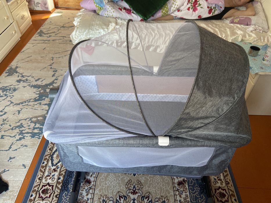 Детская кровать манеж