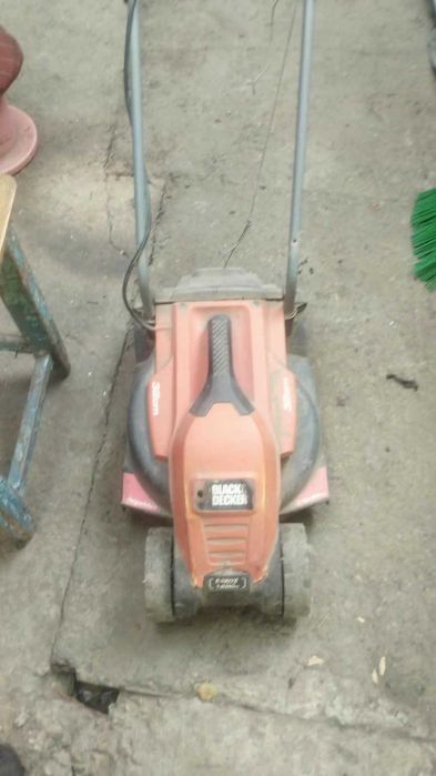 Продам газонокосилку black decker,  рабочая