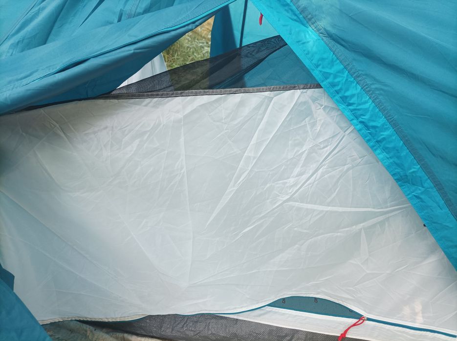 Палатка двуместна QUECHUA Arpenaz 2 Plus Tent