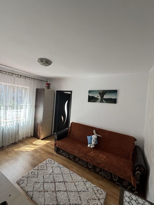 Inchiriez apartament cartier Trivale