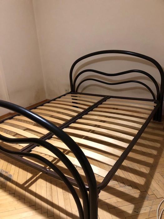 Продам кровать срочно