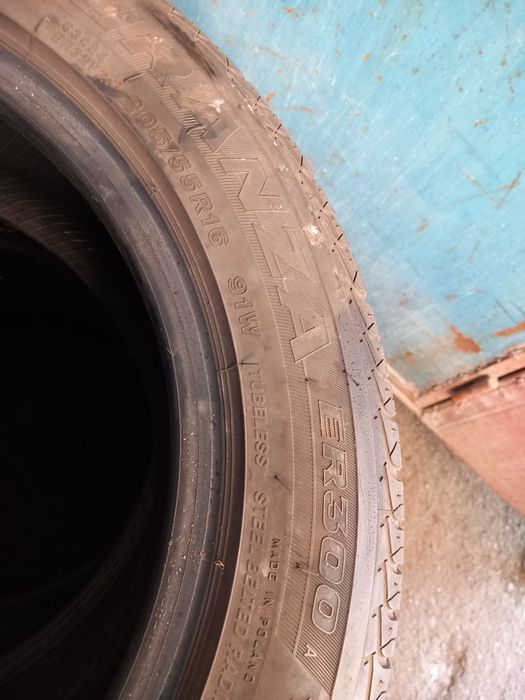 Vând anvelopele 205 55 16