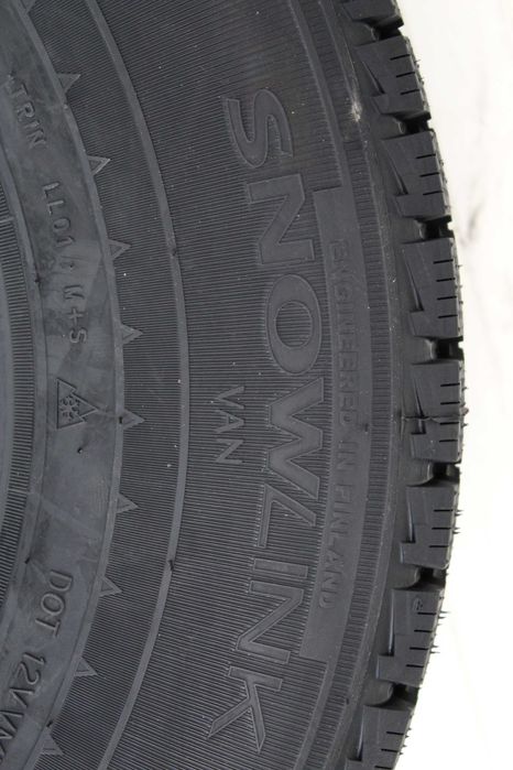 Anvelope iarna noi 225/70R15C 112/110R, 8PR, Triangle