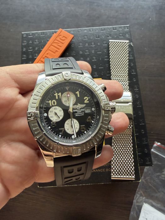 Breitling Super Avenger  A13370 Сервизиран