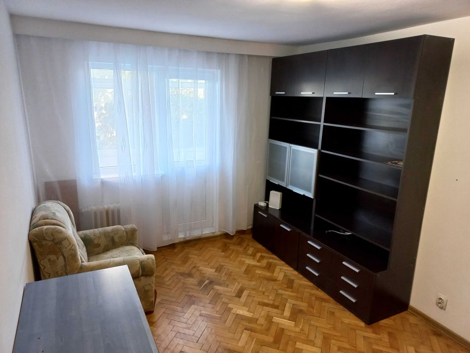 Inchiriez apartament 2 cam, Alexandru cel Bun