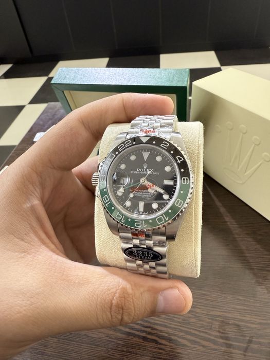 Часы Rolex Bruce Wayne